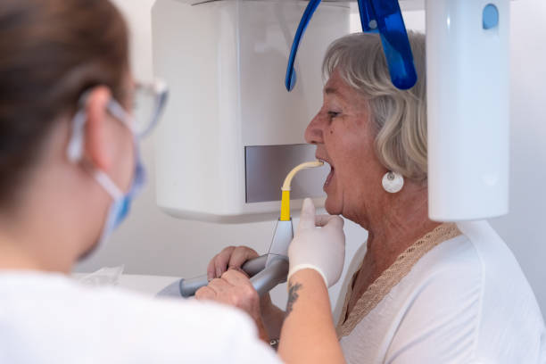 Best Emergency Dental Care for Broken or Chipped Teeth in Stro Valley, CA